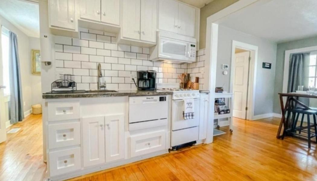 Charming Cottage In Morganton With Ample Parking Exteriér fotografie